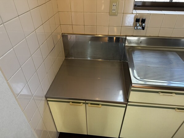 アベニュー安室の物件内観写真